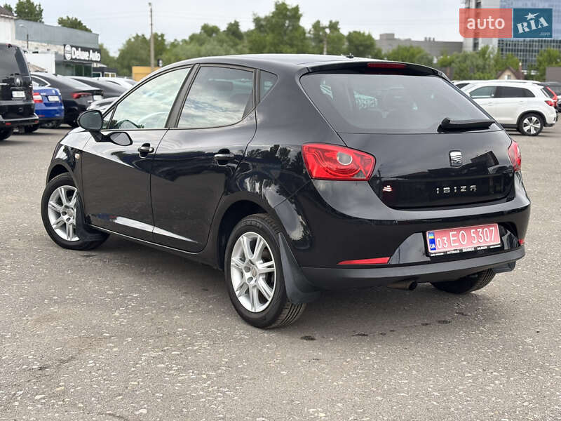 Хэтчбек SEAT Ibiza 2010 в Киеве