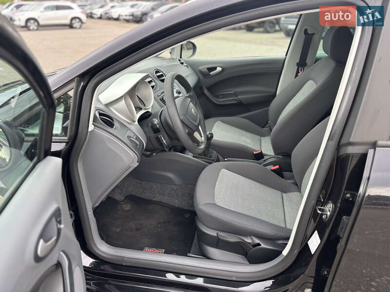 Хэтчбек SEAT Ibiza 2010 в Киеве