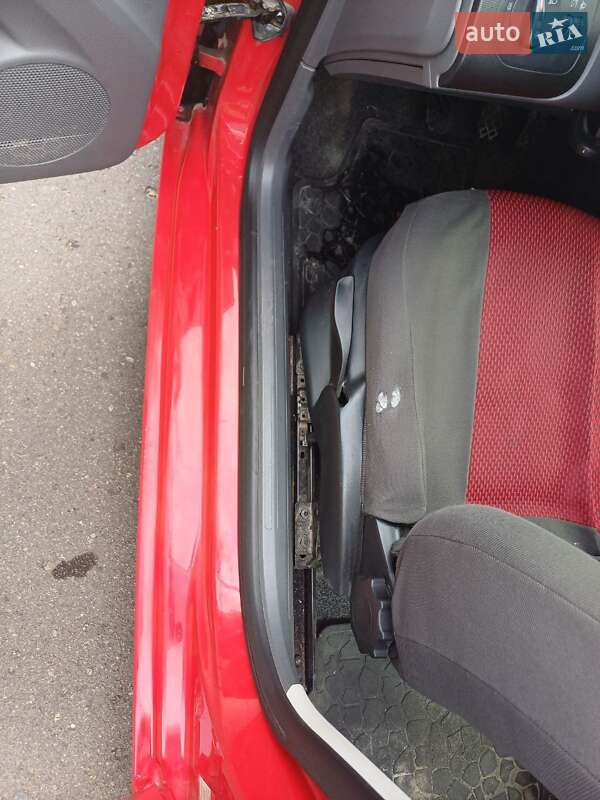 Хэтчбек SEAT Ibiza 2010 в Луцке