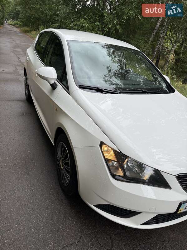 Хэтчбек SEAT Ibiza 2017 в Киеве