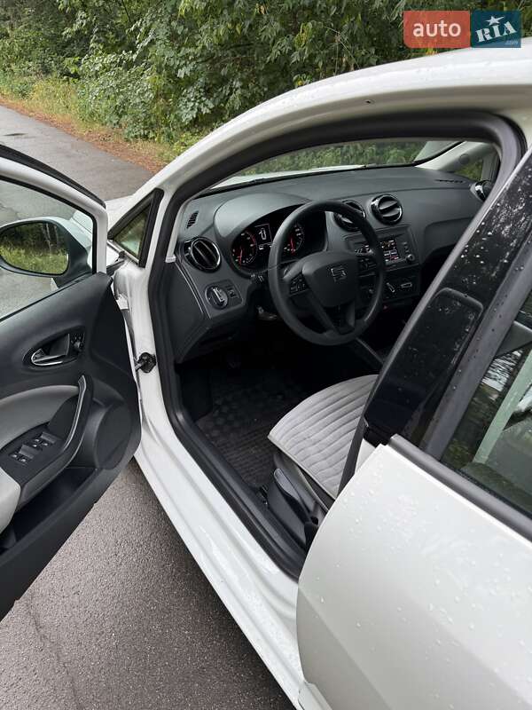 Хэтчбек SEAT Ibiza 2017 в Киеве