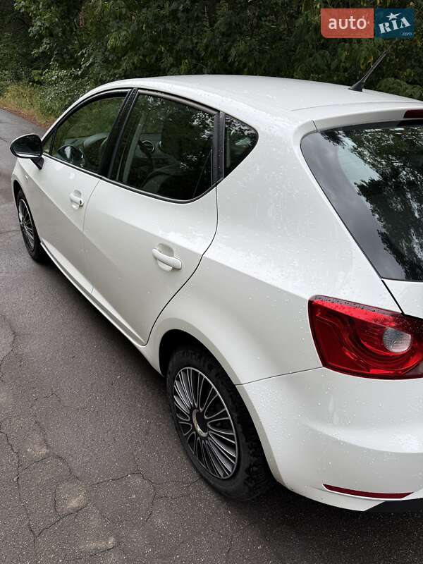 Хэтчбек SEAT Ibiza 2017 в Киеве