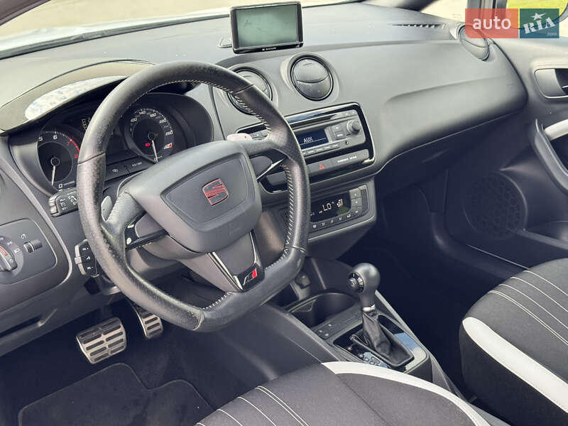 Хэтчбек SEAT Ibiza 2013 в Луцке