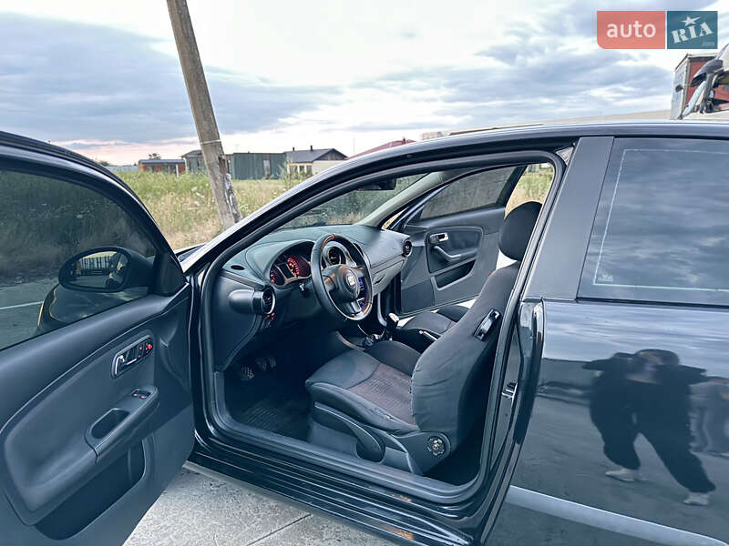 Хетчбек SEAT Ibiza 2007 в Києві фото 12 Хетчбек SEAT Ibiza 2007 в Києві