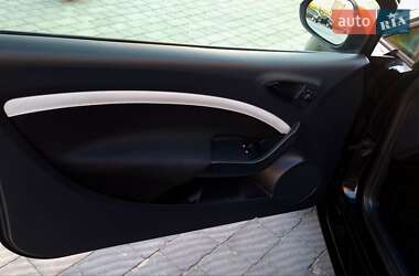 Хэтчбек SEAT Ibiza 2012 в 