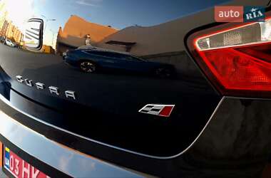 Хэтчбек SEAT Ibiza 2012 в 