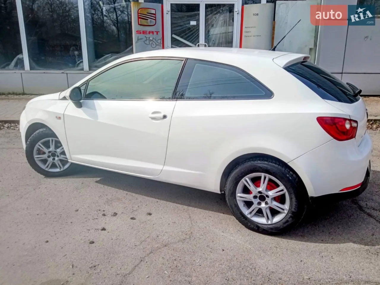 2010 SEAT Ibiza - мініатюра 10