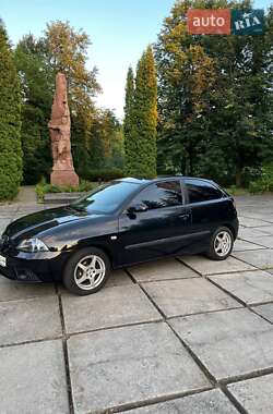 Хетчбек SEAT Ibiza 2006 в Хорошеві