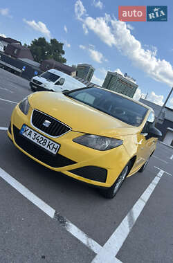 Хэтчбек SEAT Ibiza 2011 в 