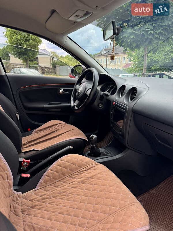 Хетчбек SEAT Ibiza 2008 в Кам'янець-Подільському фото 8 Хетчбек SEAT Ibiza 2008 в Кам'янець-Подільському