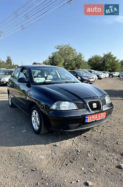 Хетчбек SEAT Ibiza 2004 в Луцьку