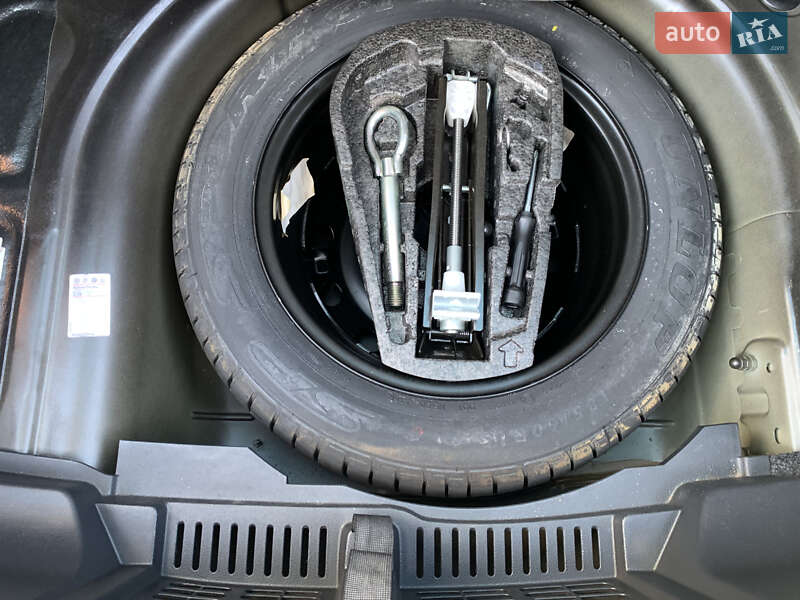 Хетчбек SEAT Ibiza 2010 в Рівному