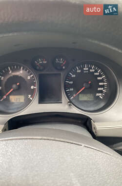Хэтчбек SEAT Ibiza 2005 в 