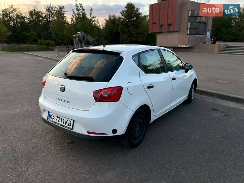 Хэтчбек SEAT Ibiza 2010 в Кривом Роге