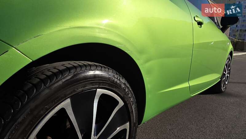 Хэтчбек SEAT Ibiza 2013 в Киеве