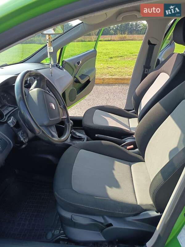 Хетчбек SEAT Ibiza 2013 в Києві фото 6 Хетчбек SEAT Ibiza 2013 в Києві