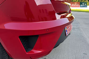 Хетчбек SEAT Ibiza 2011 в 