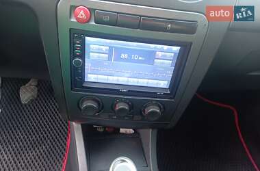 Хэтчбек SEAT Ibiza 2007 в 