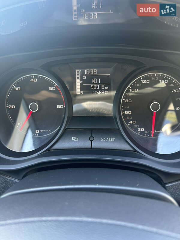 Хэтчбек SEAT Ibiza 2015 в Запорожье