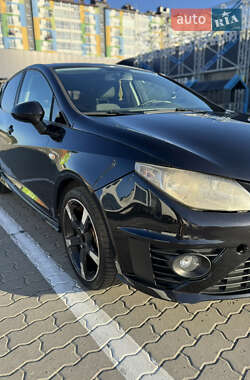 Хэтчбек SEAT Ibiza 2009 в 