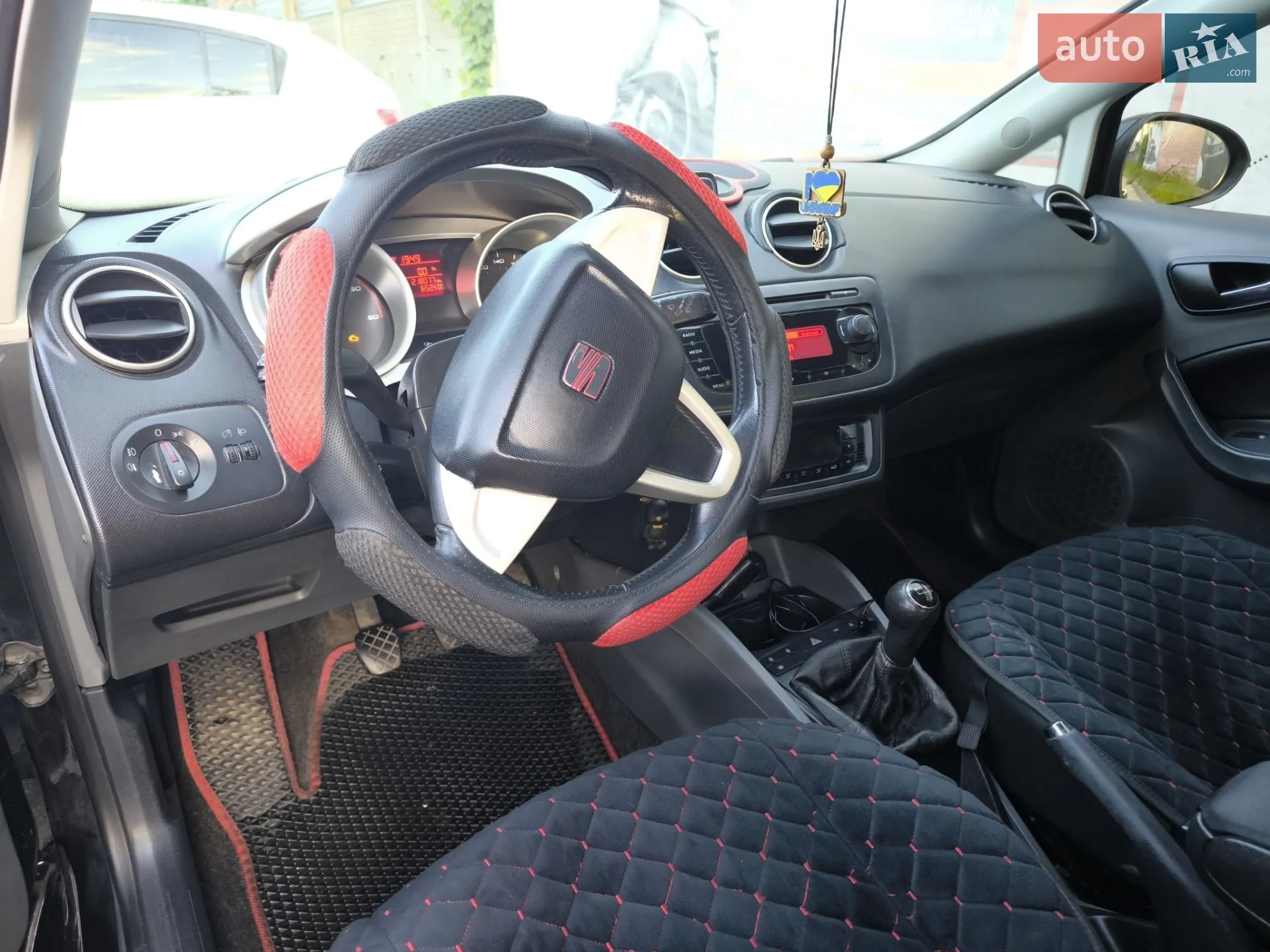 2010 SEAT Ibiza - мініатюра 21