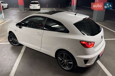 Хэтчбек SEAT Ibiza 2010 в 