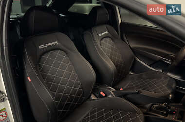 Хэтчбек SEAT Ibiza 2010 в 