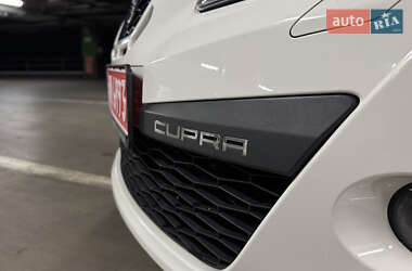 Хэтчбек SEAT Ibiza 2010 в 