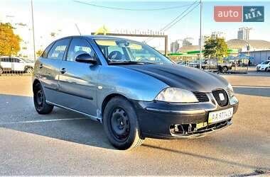 Хэтчбек SEAT Ibiza 2006 в Киеве