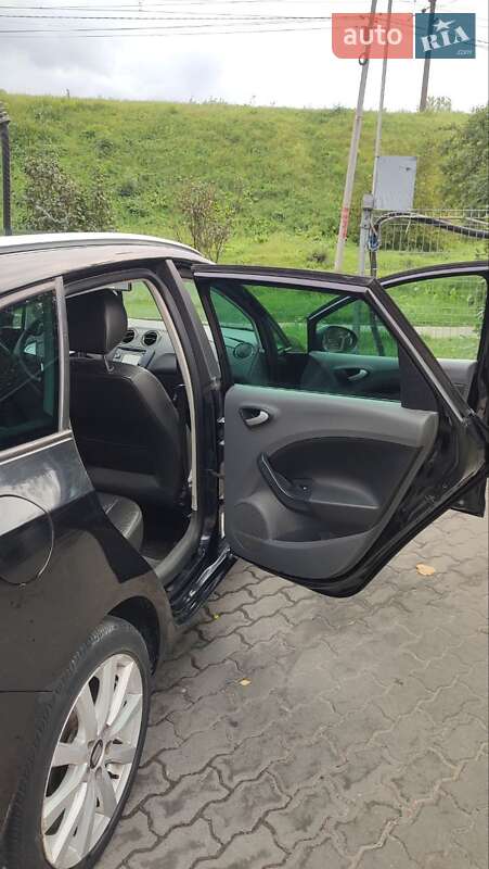 Универсал SEAT Ibiza 2011 в Львове фото 5 Универсал SEAT Ibiza 2011 в Львове