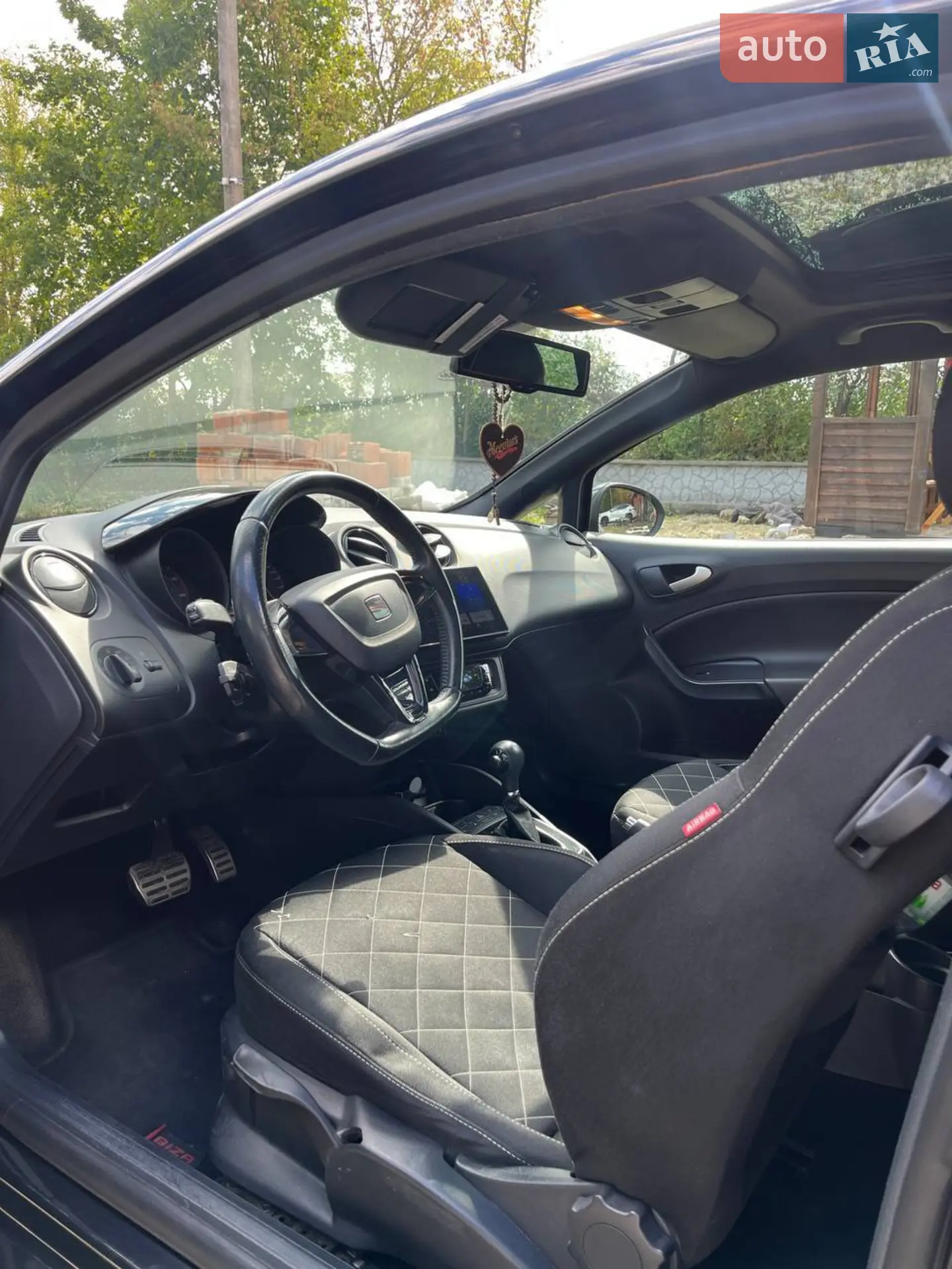 2010 SEAT Ibiza - мініатюра 9