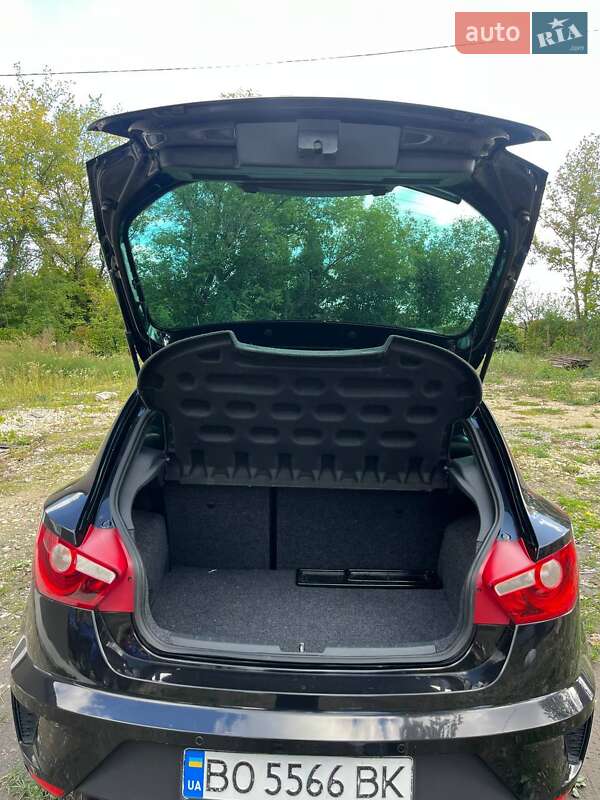 Хетчбек SEAT Ibiza 2010 в Тернополі