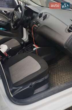Хэтчбек SEAT Ibiza 2014 в 
