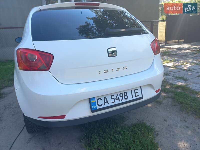 Хетчбек SEAT Ibiza 2010 в Черкасах фото 5 Хетчбек SEAT Ibiza 2010 в Черкасах