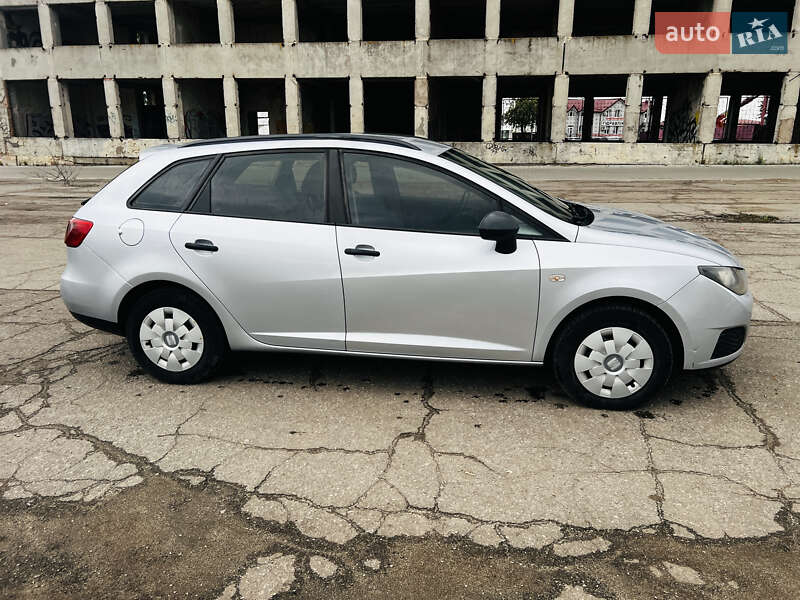 Универсал SEAT Ibiza 2010 в Тернополе фото 4 Универсал SEAT Ibiza 2010 в Тернополе