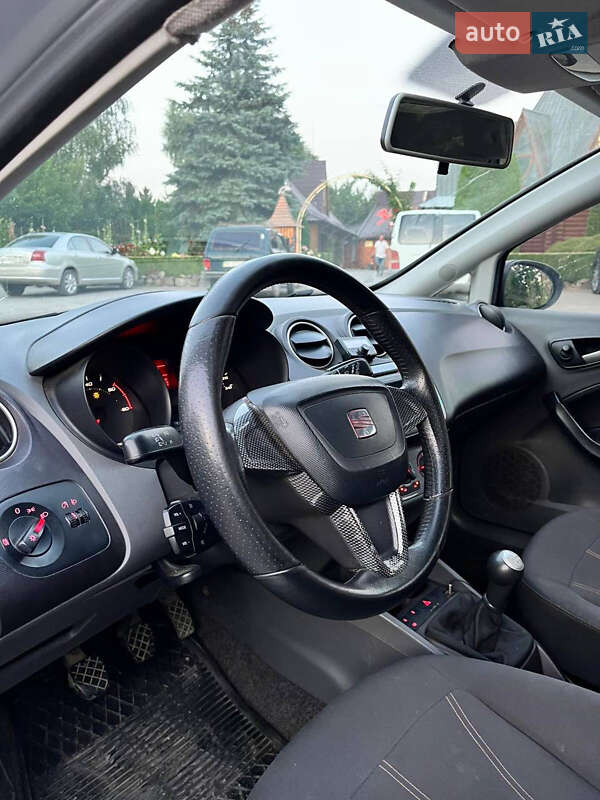 Универсал SEAT Ibiza 2010 в Тернополе фото 15 Универсал SEAT Ibiza 2010 в Тернополе