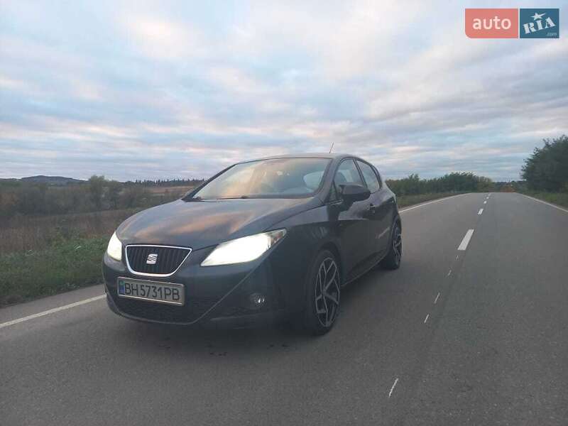 Хэтчбек SEAT Ibiza 2011 в Герце фото 8 Хэтчбек SEAT Ibiza 2011 в Герце