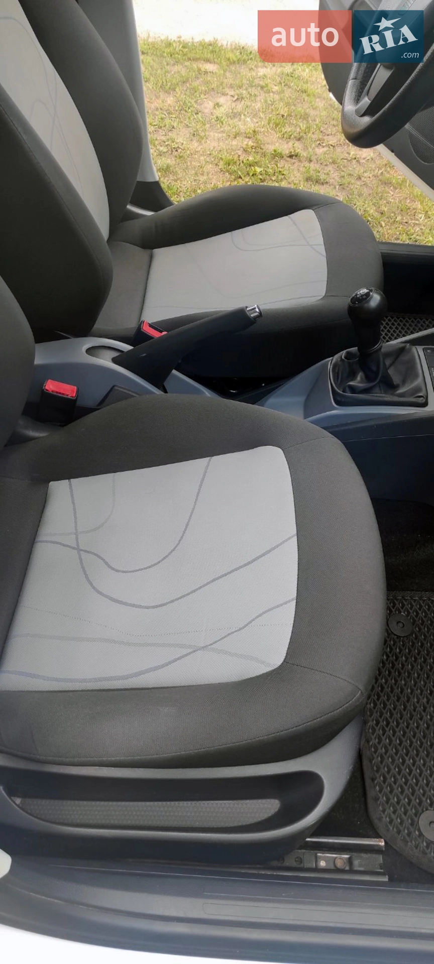 2012 SEAT Ibiza - мініатюра 3