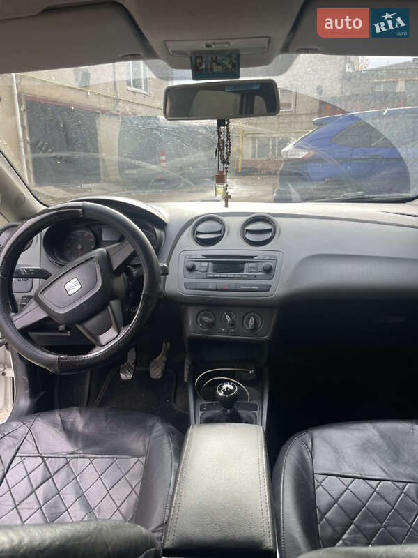Хетчбек SEAT Ibiza 2013 в Львові фото 9 Хетчбек SEAT Ibiza 2013 в Львові