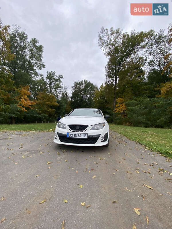 Хэтчбек SEAT Ibiza 2011 в Дунаевцах фото 24 Хэтчбек SEAT Ibiza 2011 в Дунаевцах