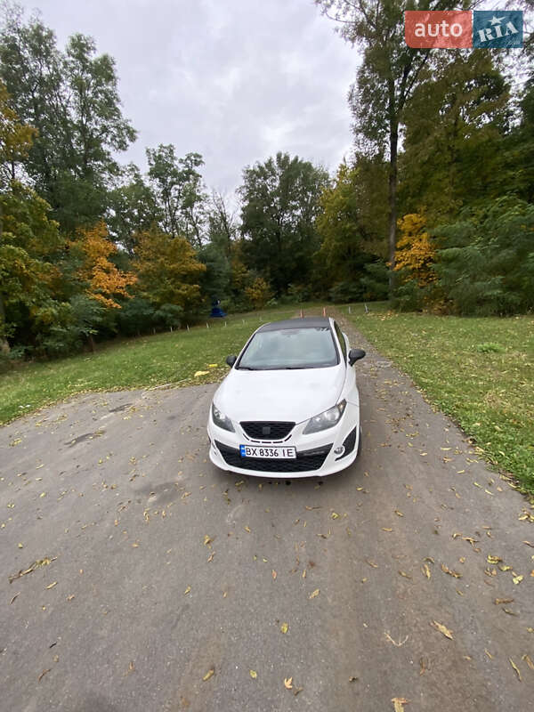 Хэтчбек SEAT Ibiza 2011 в Дунаевцах фото 29 Хэтчбек SEAT Ibiza 2011 в Дунаевцах