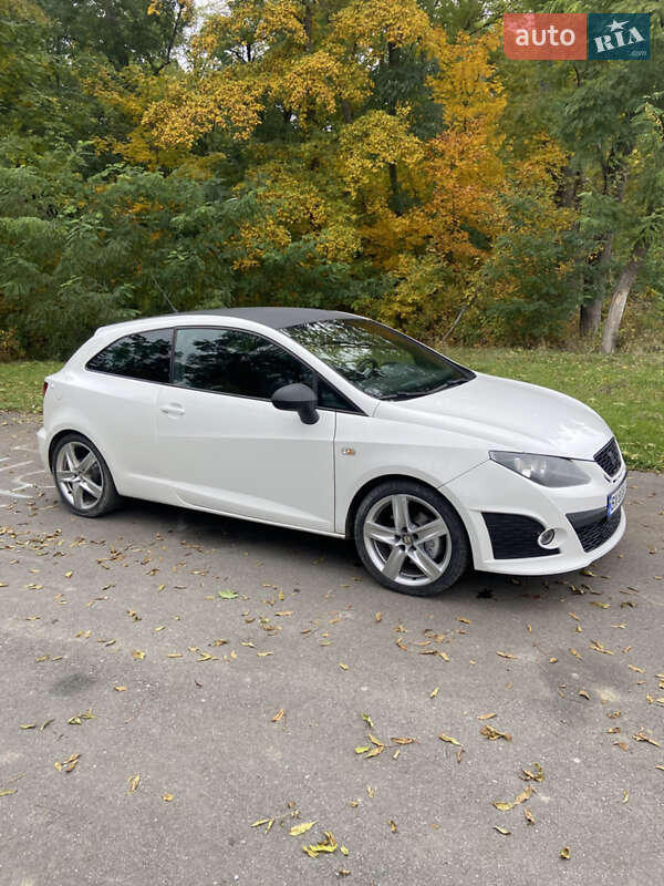 Хэтчбек SEAT Ibiza 2011 в Дунаевцах фото 38 Хэтчбек SEAT Ibiza 2011 в Дунаевцах