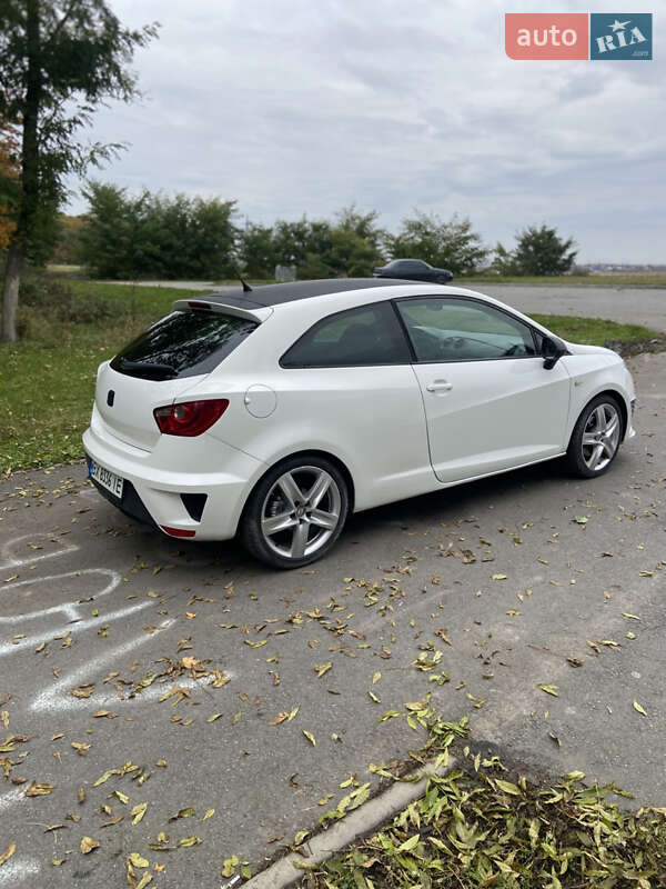 Хэтчбек SEAT Ibiza 2011 в Дунаевцах фото 45 Хэтчбек SEAT Ibiza 2011 в Дунаевцах