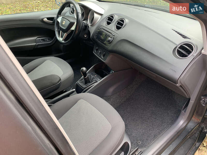 Универсал SEAT Ibiza 2010 в Измаиле фото 24 Универсал SEAT Ibiza 2010 в Измаиле