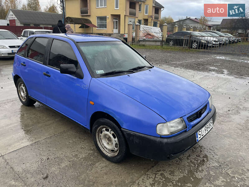 SEAT Ibiza 1999 SEAT Ibiza 1999