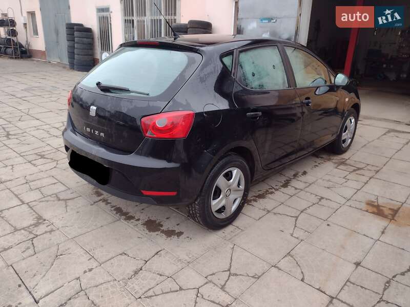 Хэтчбек SEAT Ibiza 2012 в Ивано-Франковске