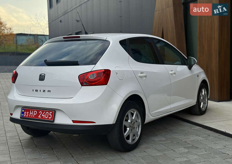 Хэтчбек SEAT Ibiza 2010 в Луцке фото 6 Хэтчбек SEAT Ibiza 2010 в Луцке