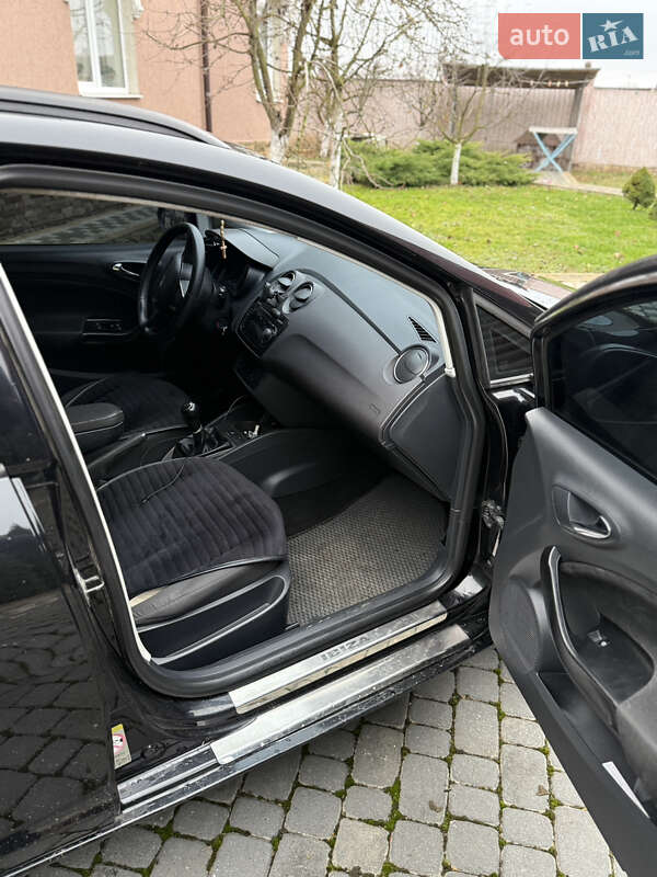Универсал SEAT Ibiza 2012 в Тысменице фото 6 Универсал SEAT Ibiza 2012 в Тысменице