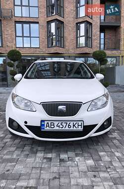 Хетчбек SEAT Ibiza 2011 в Вінниці