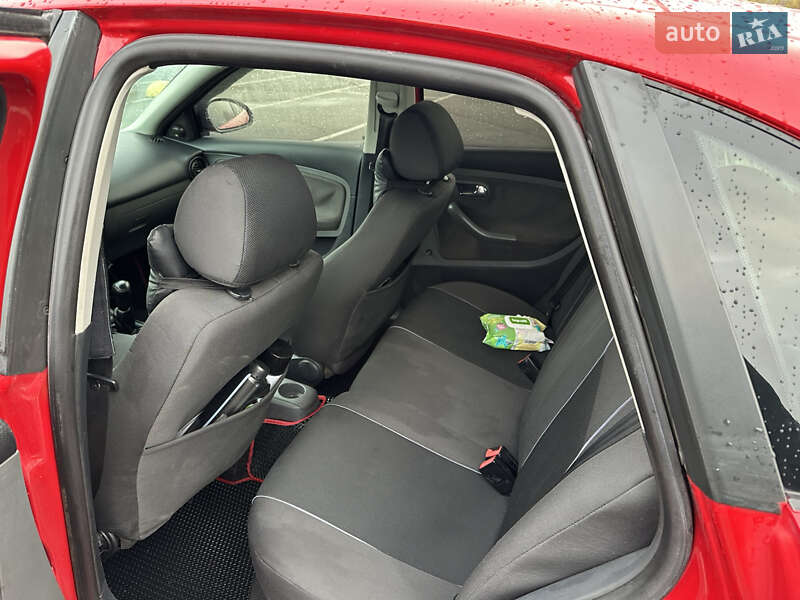 Хэтчбек SEAT Ibiza 2006 в Киеве фото 9 Хэтчбек SEAT Ibiza 2006 в Киеве
